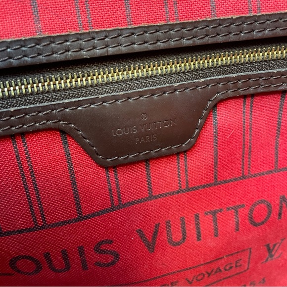 Louis Vuitton Damier Ebene Neverfull MM - Picture 11 of 15